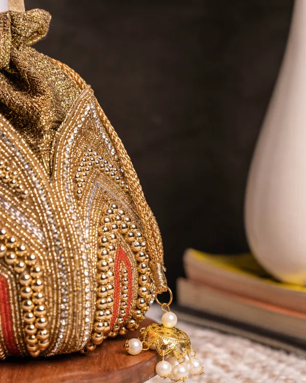 Golden_Maharani_Lotus_Potli